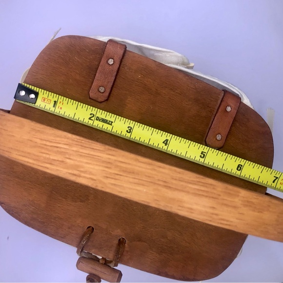 [Longaberger Baskets] 1989 Small Kiddie Purse Basket with Cream Fabric Liner - Picture 11 of 16